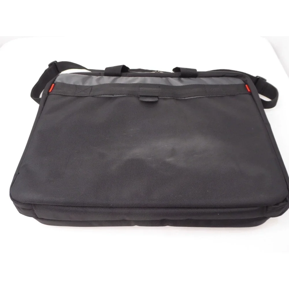 SWISS GEAR 'The Sierra' Protective Slim Case Computer Bag Black Nylon 16 inch NE